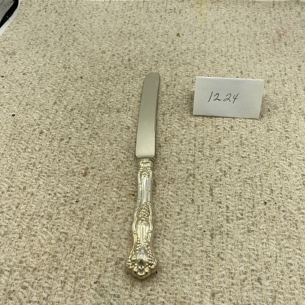 1847 Rogers Bros silverplate 1904 vintage grape Fr. hollow handle dinner knife
